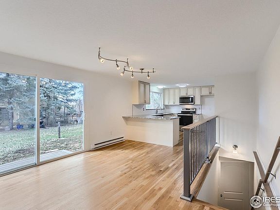 2nd image of 8021 Brook Hollow Ct