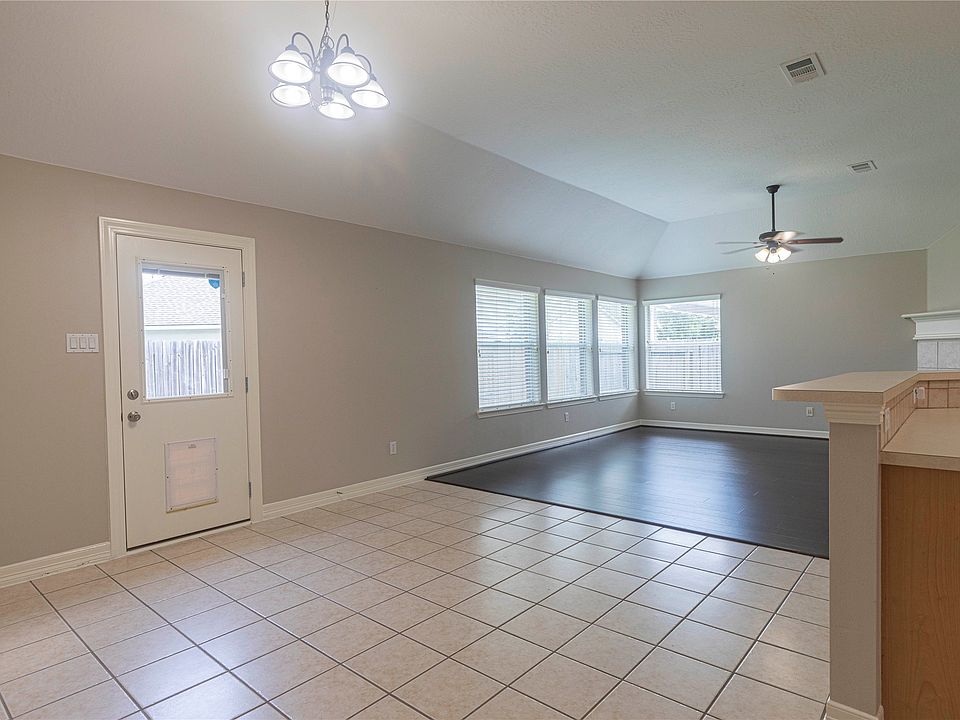 1st image of 11518 Amber Canyon Dr #11518