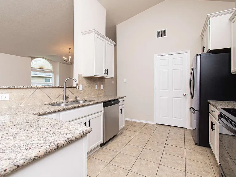 5409 Rimes Ct — Photo 6