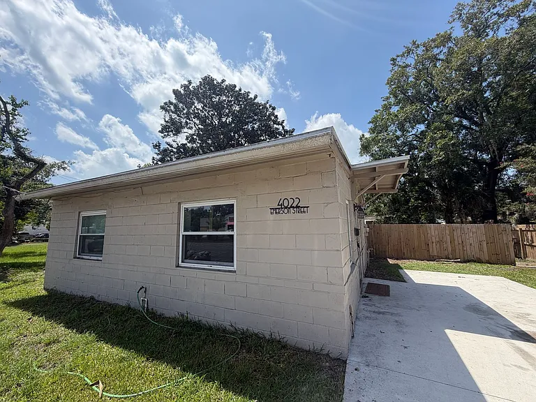 4022 Emerson St — Photo 1