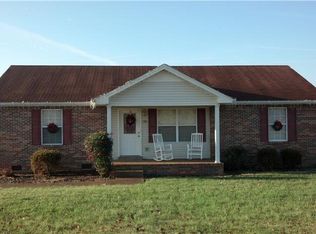 389 Corinth Rd, Portland, TN 37148