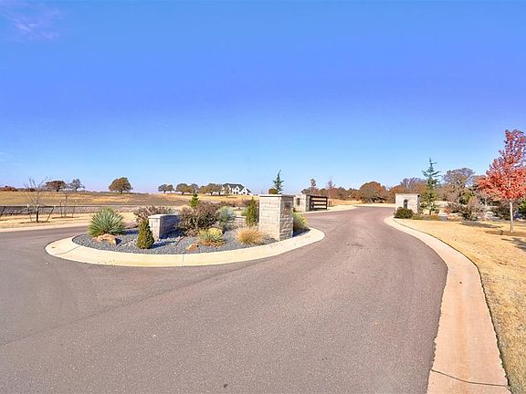 2nd image of 3233 High View Dr Lot 20