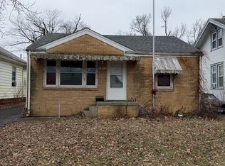 1921 S 2nd St, Springfield, IL 62704