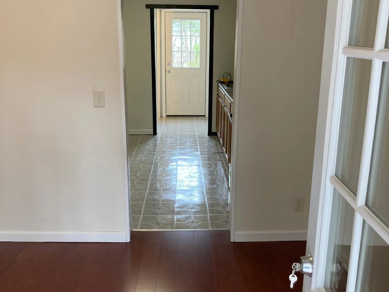 233 N Front St — Photo 2