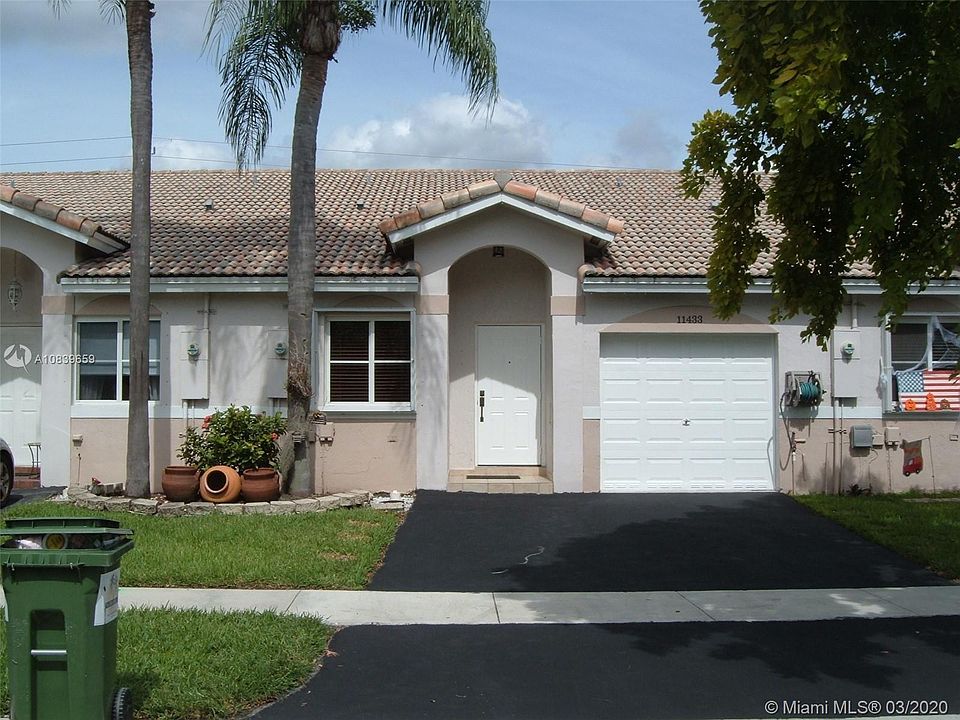 1st image of 11433 SW 17th Ct #11433