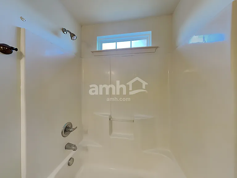 4059 Houldsworth Dr — Photo 19