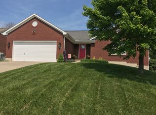 982 Surfridge Dr, Hebron, KY 41048