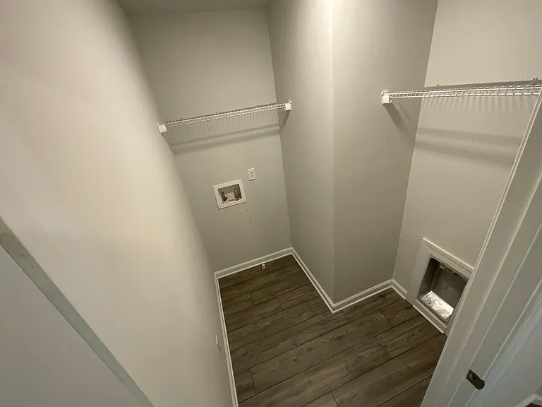 1911 Butternut Dr — Photo 16