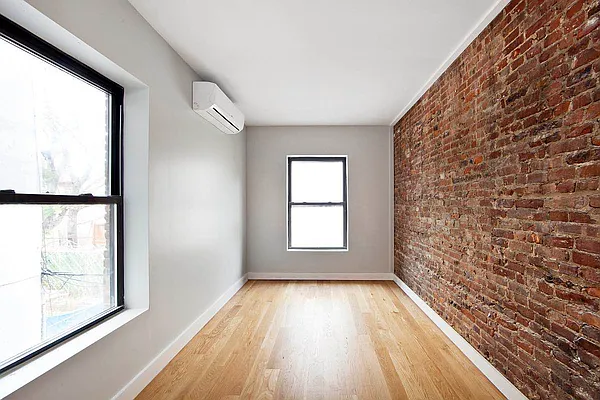 Rented by Corcoran | media 5