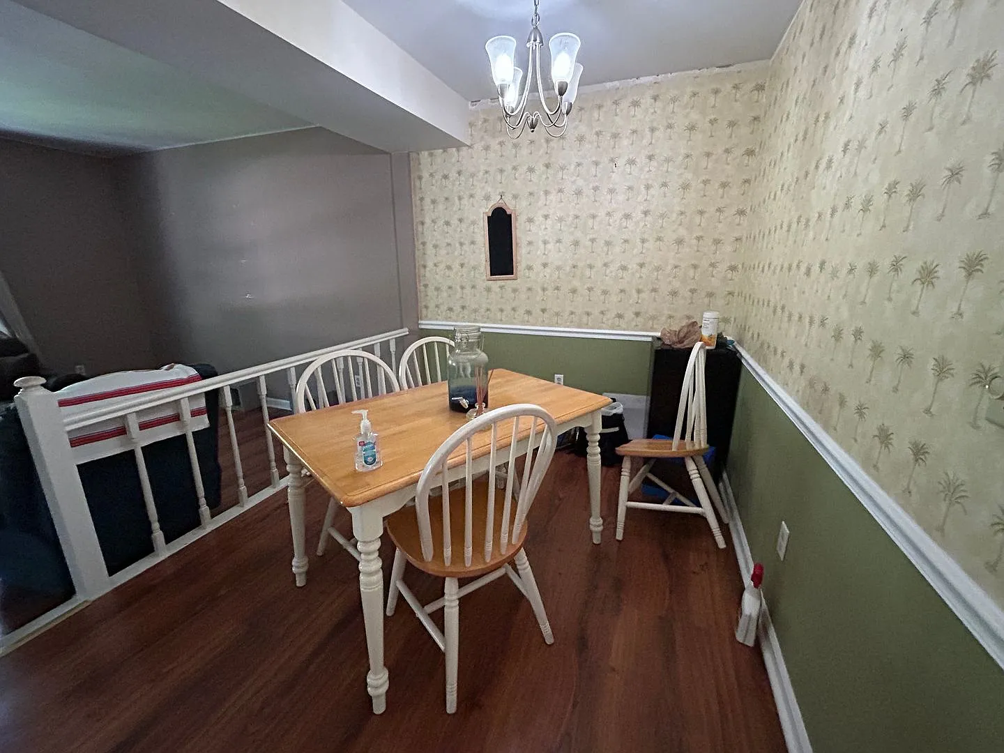 129 Huntington — Photo 2