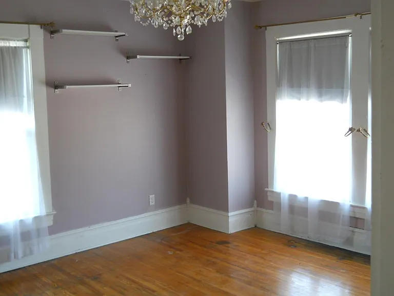 53 Wilson Ave — Photo 10