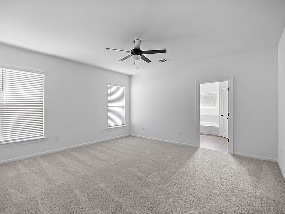 5th image of 193 Southgate Dr