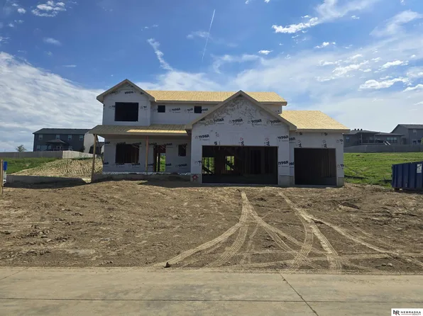 11017 N 162nd St, Bennington, NE 68007
