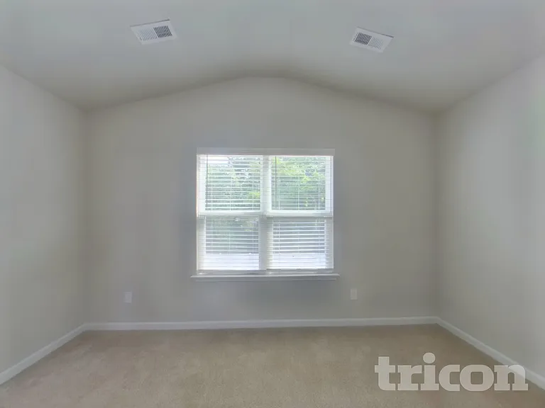 201 Spring Knoll Dr — Photo 7