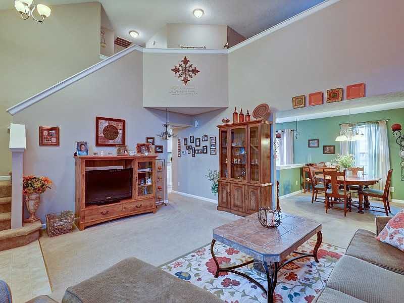 1st image of 2615 Newaygo Dr