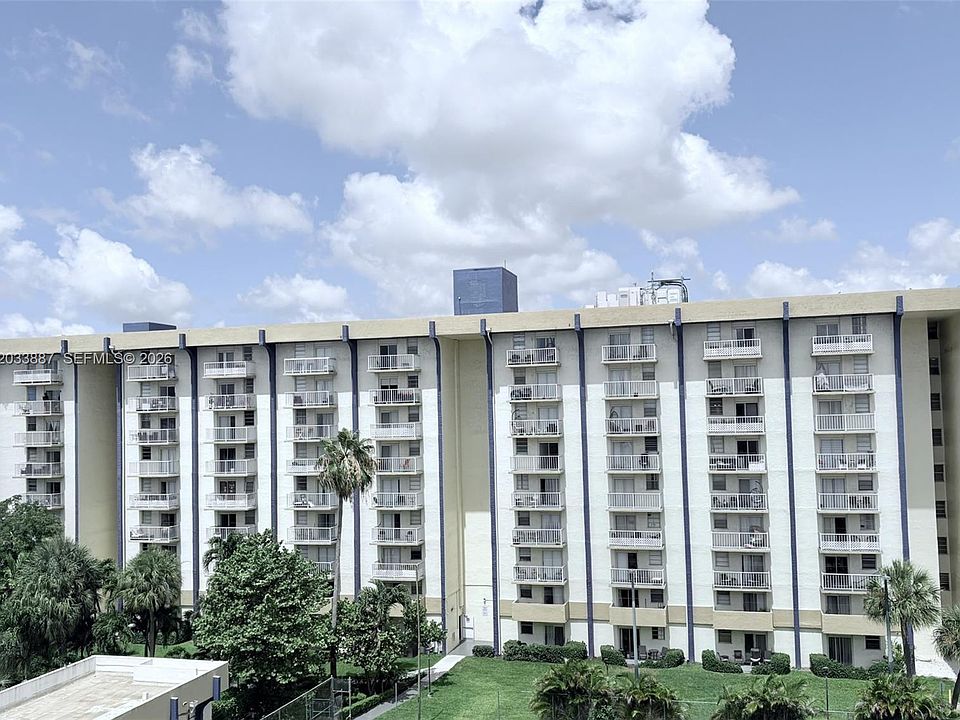 1st image of 4550 NW 9th St APT 717E