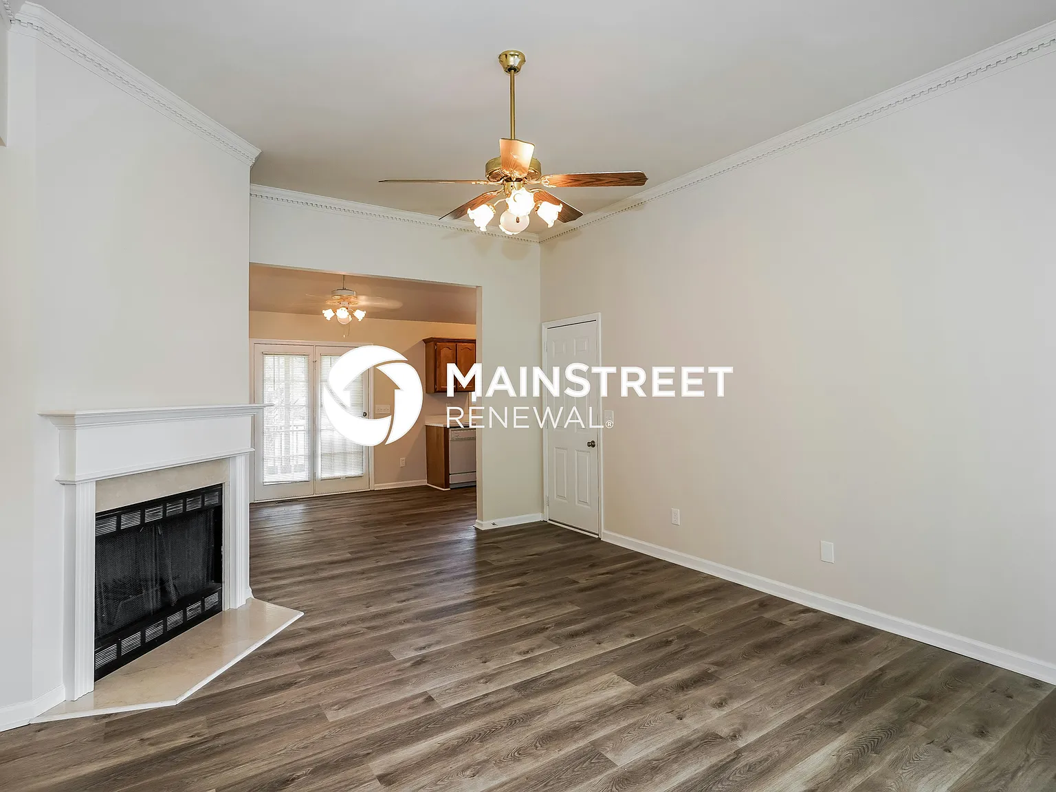 1011 Blue Ridge Pkwy — Photo 2