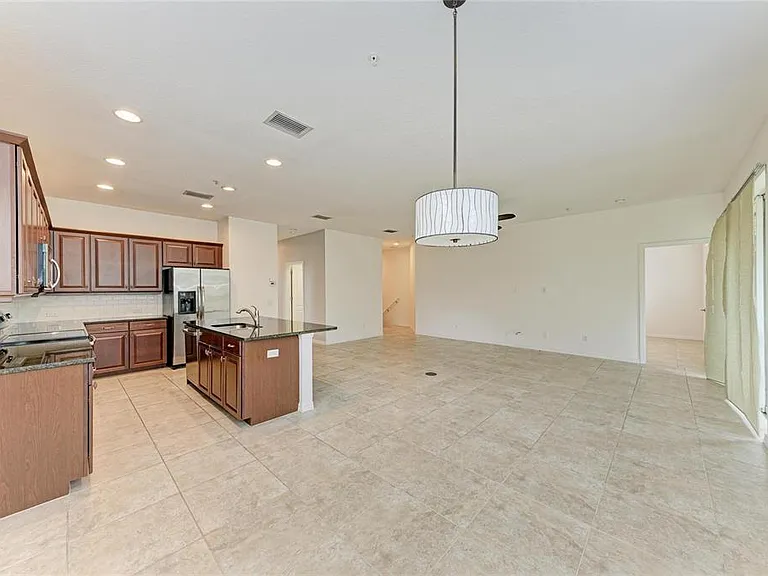 8143 Miramar Way #8143 — Photo 19