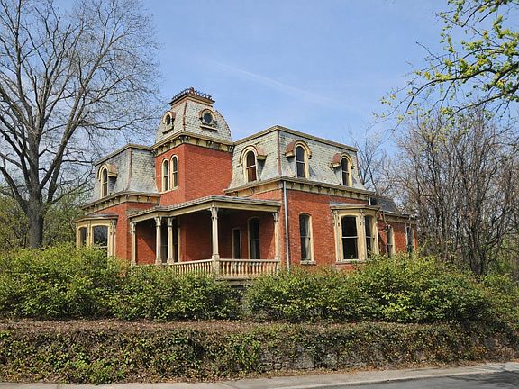 21st image of 1020 Harrison St