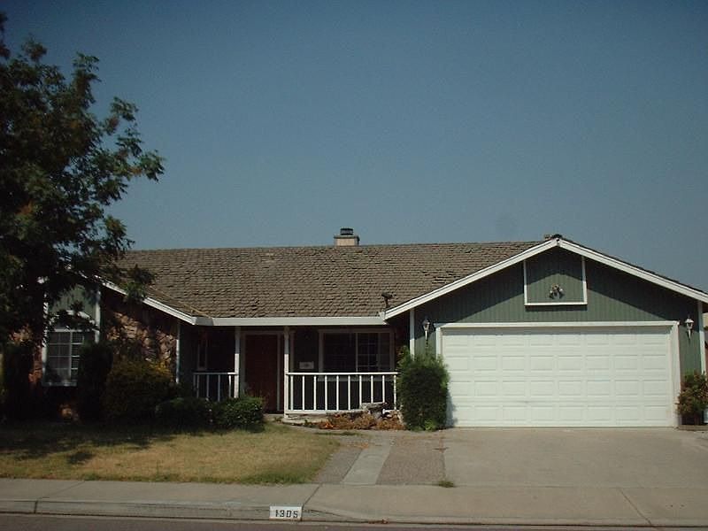 2nd image of 1305 Countryside Dr
