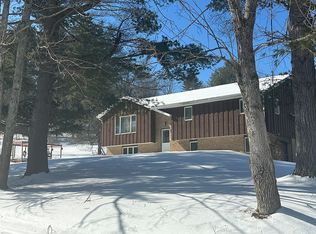 1 Mount Pleasant Dr, Bainbridge, NY 13733