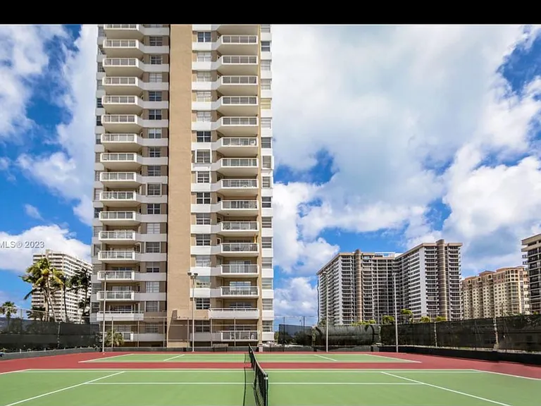 1965 S Ocean Dr #11 — Photo 64