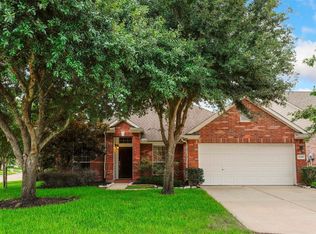 11618 Columbia Pines Ln, Cypress, TX 77433