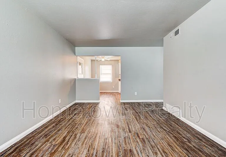 1308 McDonald Dr — Photo 8