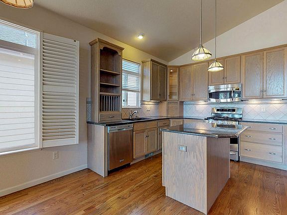 5th image of 2152 River West Dr
