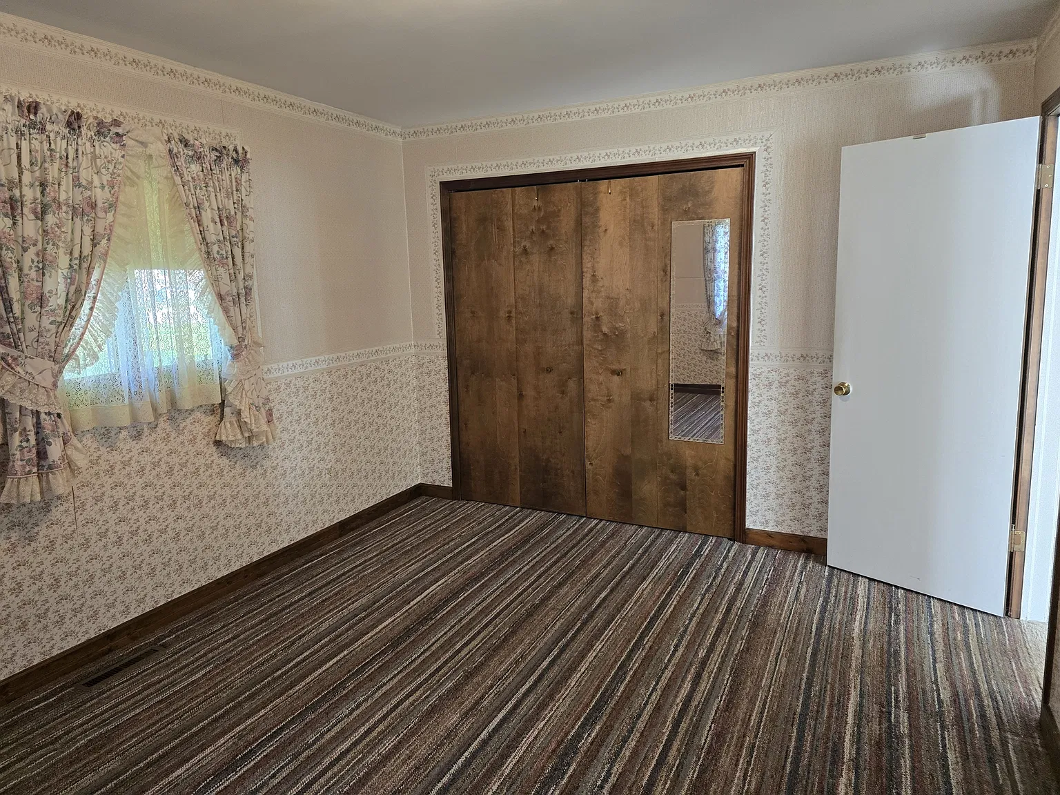 Armada Ridge Road 34480 - 1 — Photo 4