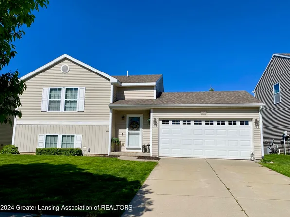 15860 Turnberry St, Lansing, MI 48906
