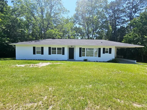 703 8th St, Opp, AL 36467