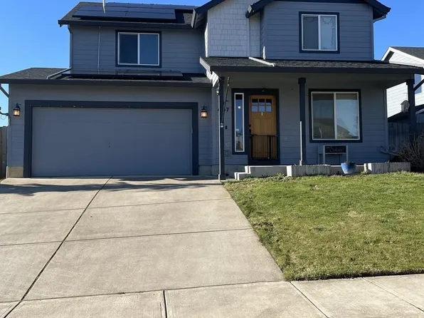 407 NW Pacific Hills Dr, Willamina, OR 97396