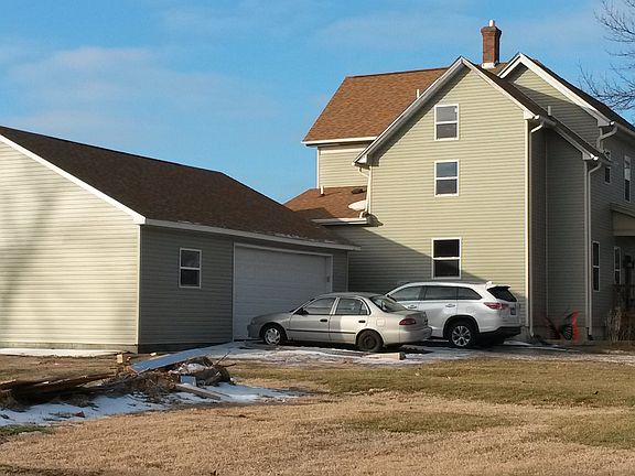 3rd image of 620 Cypress