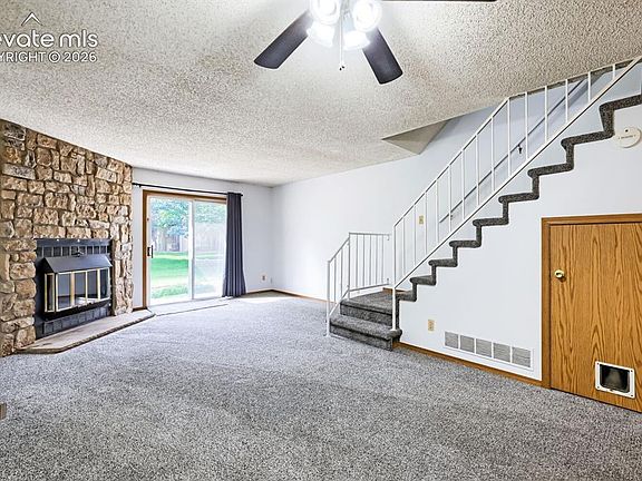 3rd image of 3515 Queen Anne Way