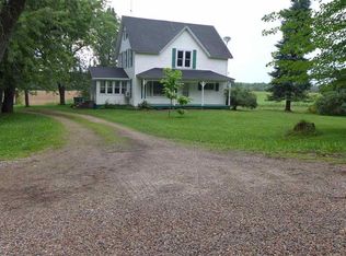 E1438 Nelson Rd, Iola, WI 54945
