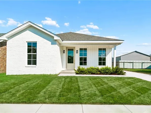3204 Saint Marie Dr, Meraux, LA 70075