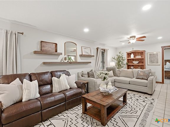 2nd image of 11102 Salado Springs Cir
