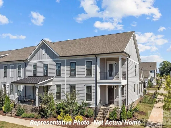 10233 Rainier Trail Dr NW, Huntersville, NC 28078