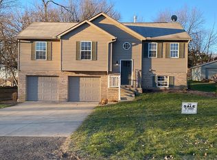 3111 Phillips Dr SW, Canton, OH 44706