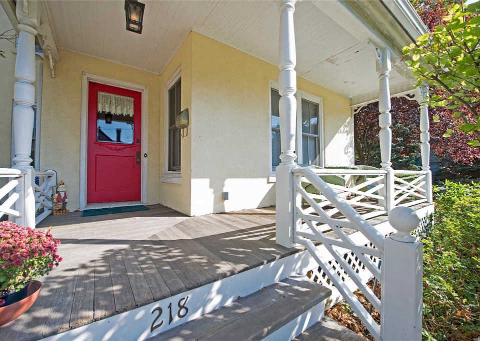 218 Barnum Ave, Port Jefferson, NY 11777 Zillow