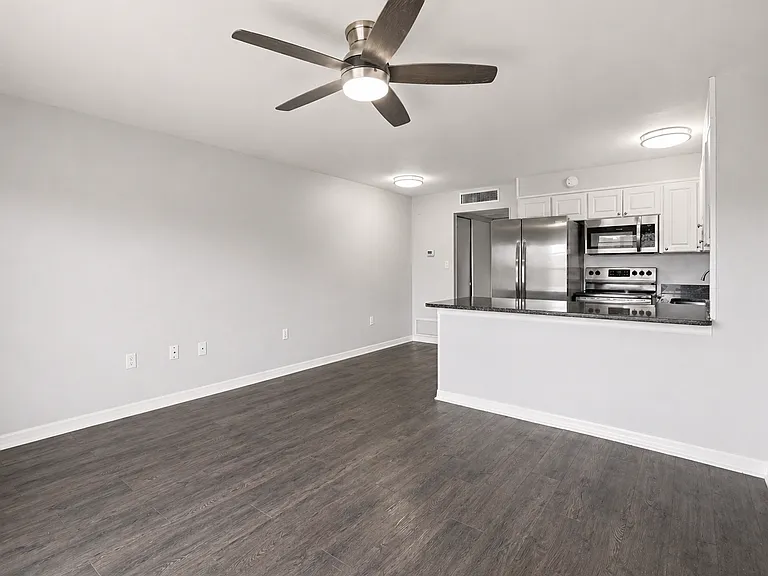 Phillippi Square Apartments — Photo 26