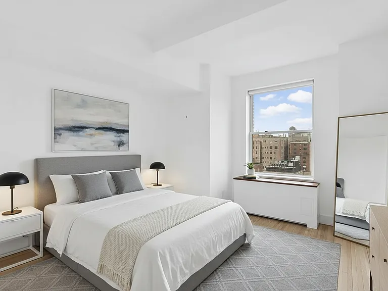 40 E 61st St #15B — Photo 6