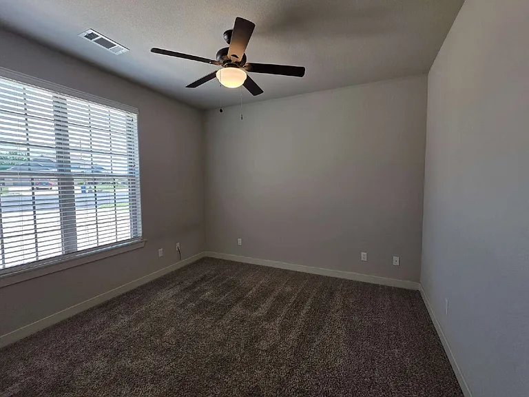 2905 Satinwood Cv — Photo 14