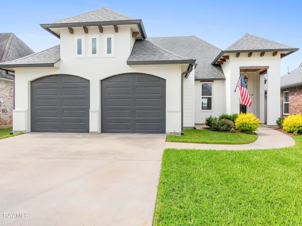 236 Whispering Meadows Rd, Broussard, LA 70518