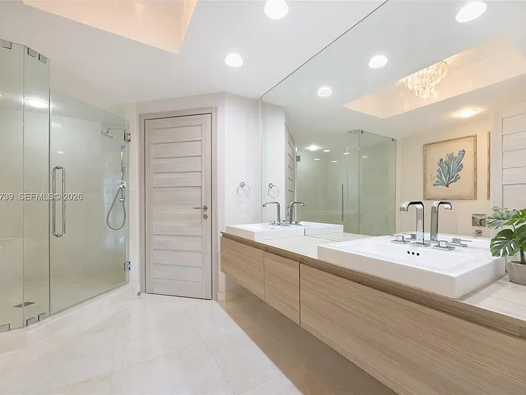 17301 Biscayne Blvd #2009 — Photo 18