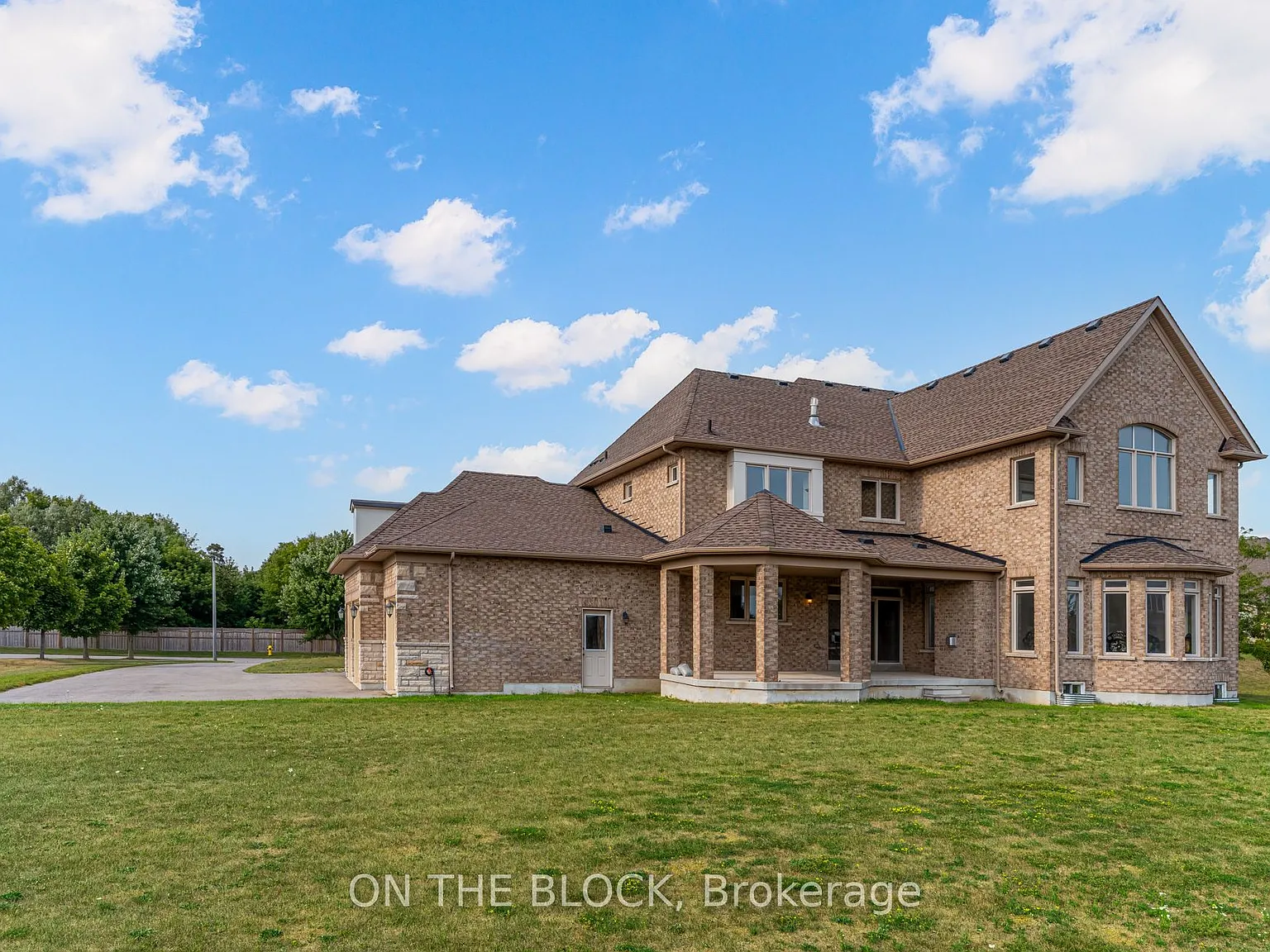 5 bed, $8,000 — Photo 2