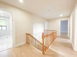 11951 Yonge St — Photo 10