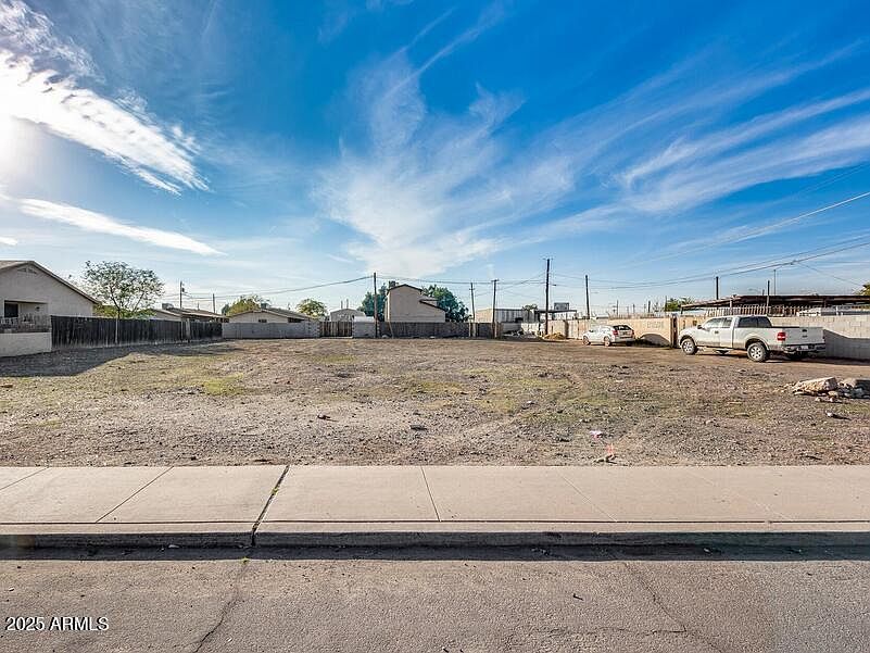 2nd image of 1218 S 13TH Avenue #47
