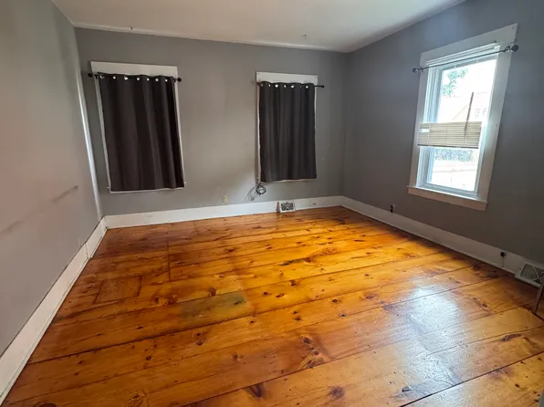 10-10A Vernon St #1, Nashua, NH 03064